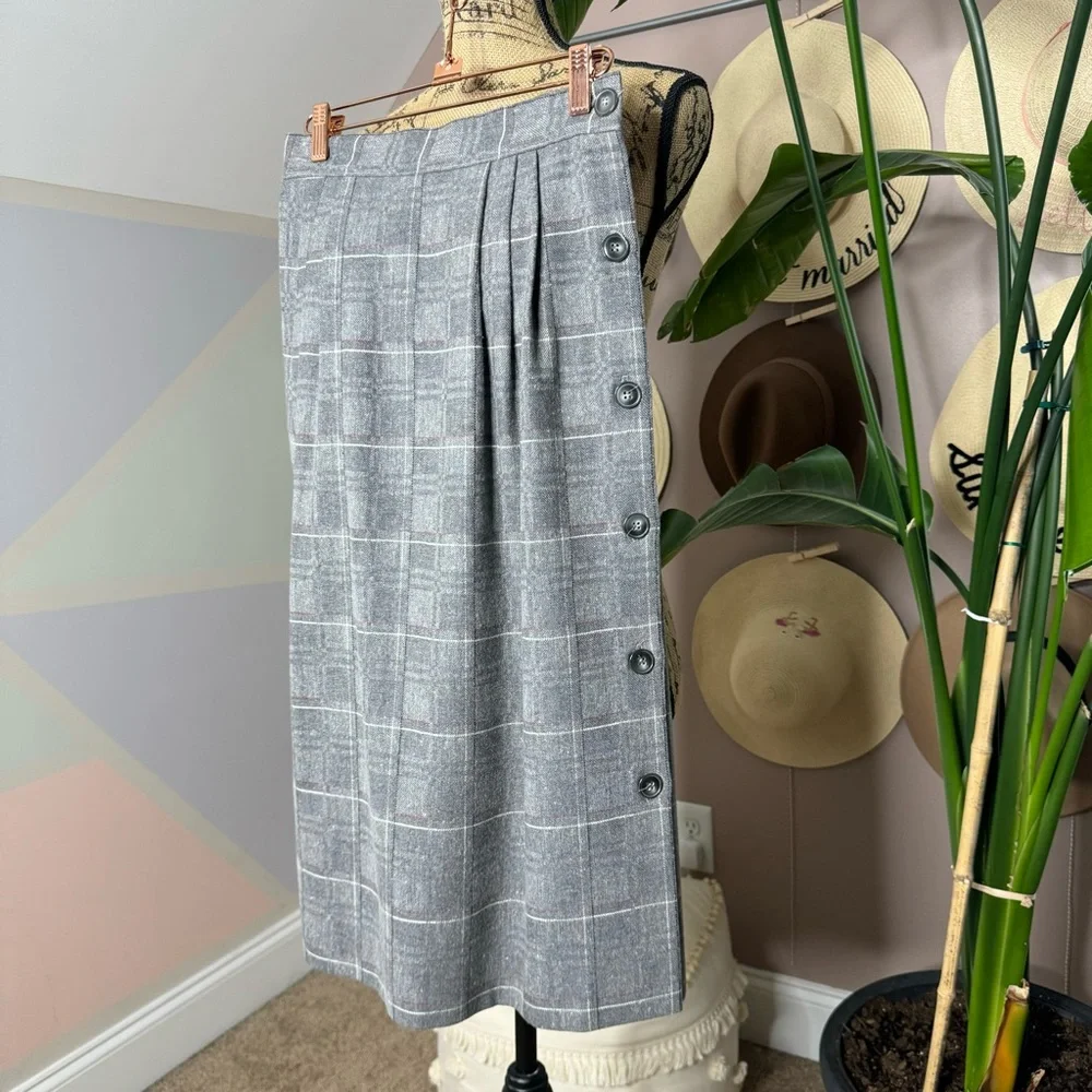 Vintage plaid wool skirt